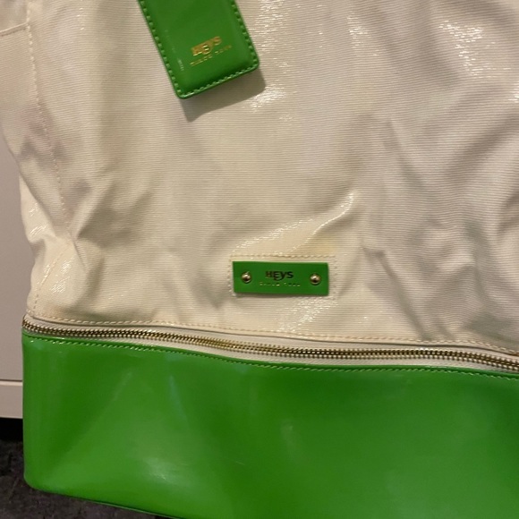 SOLD * SOLD Women’s Limited Edition Travel Tote Shiny Crème with Green Accents - Picture 3 of 16